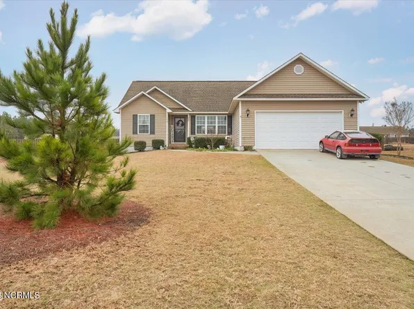 530 Tyner Avenue, Pinebluff, NC 28373