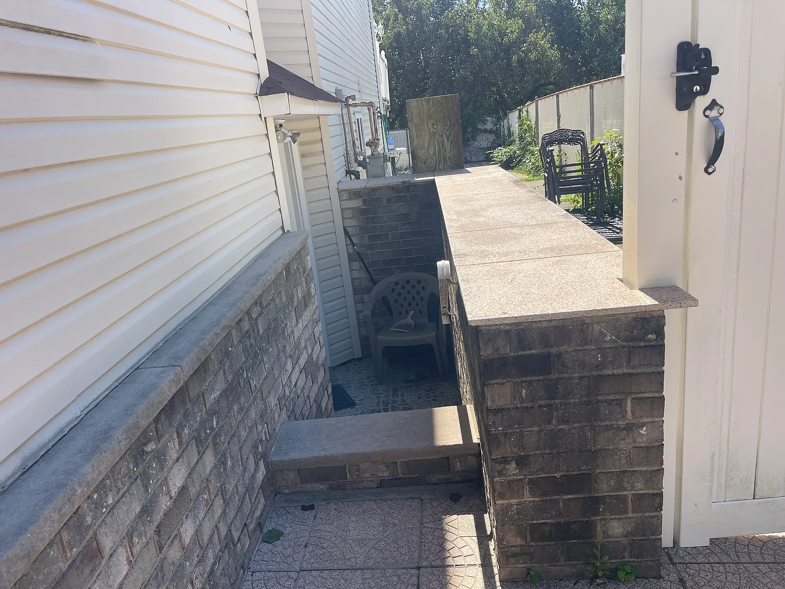 1 bed, 700 sqft, $1,700 — Photo 2