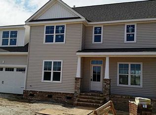 148 Kegman Rd W, Chesapeake, VA 23322