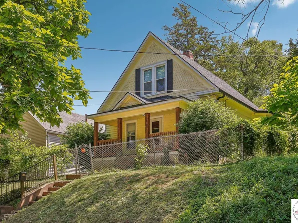 105 S Fuller St, Independence, MO 64050