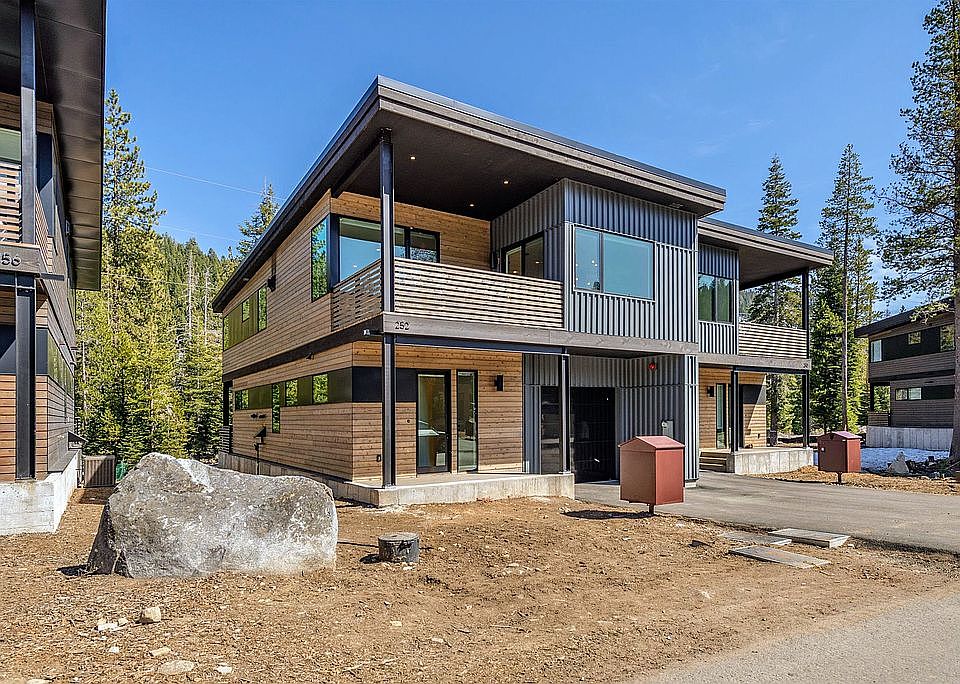 1st image of 252 Palisades Cir #25