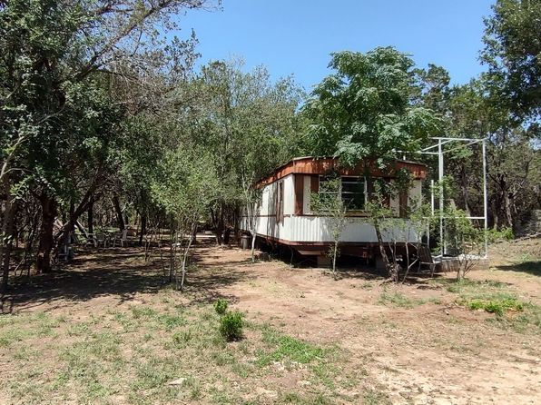 134 Hidden Valley Dr, Bandera, TX 78003