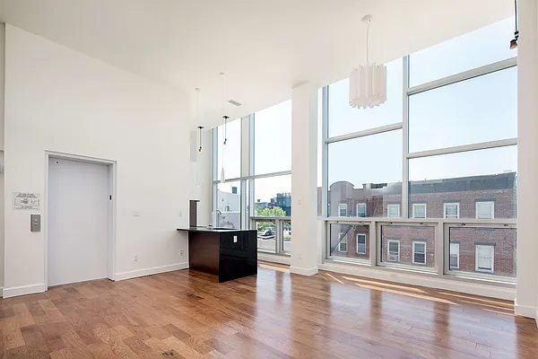 Rented by Bold New York | media 13