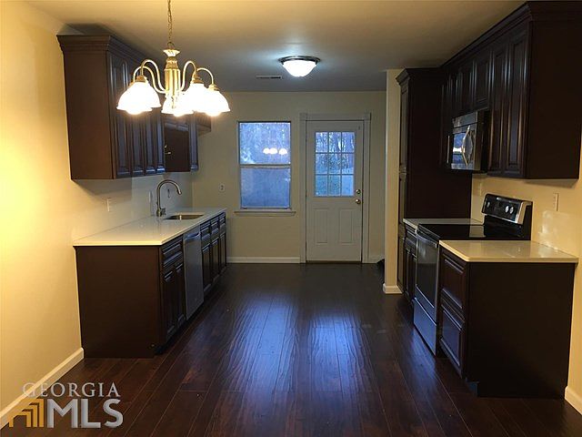 1st image of 206 Westland Cir