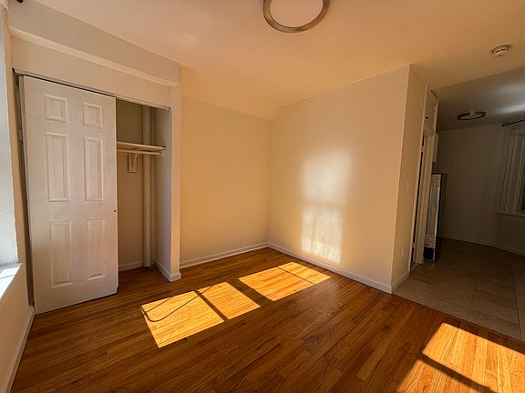 3rd image of 306 E 83rd St APT 4C
