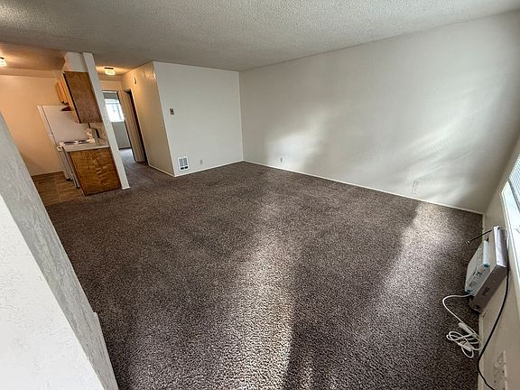 2nd image of 220 N Ivy St APT 7