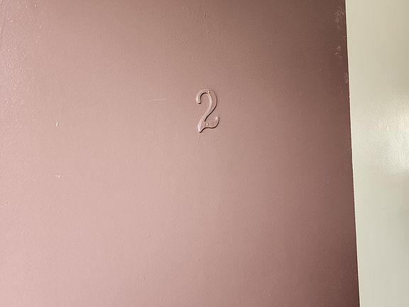 2nd image of 215 E Plymouth St #2