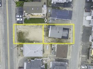 42 Commonwealth Ave, Salisbury, MA 01952