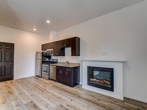2nd image of 580 1st Ave N #204