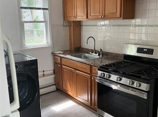 9 Lakeview Ave, Waltham, MA 02451