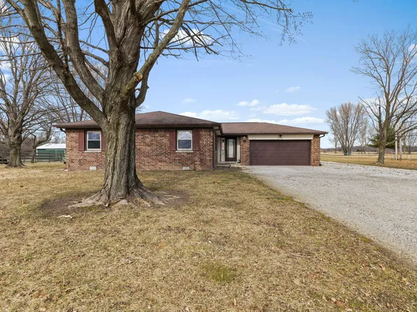 4448 Gibbs Rd, Danville, IN 46122