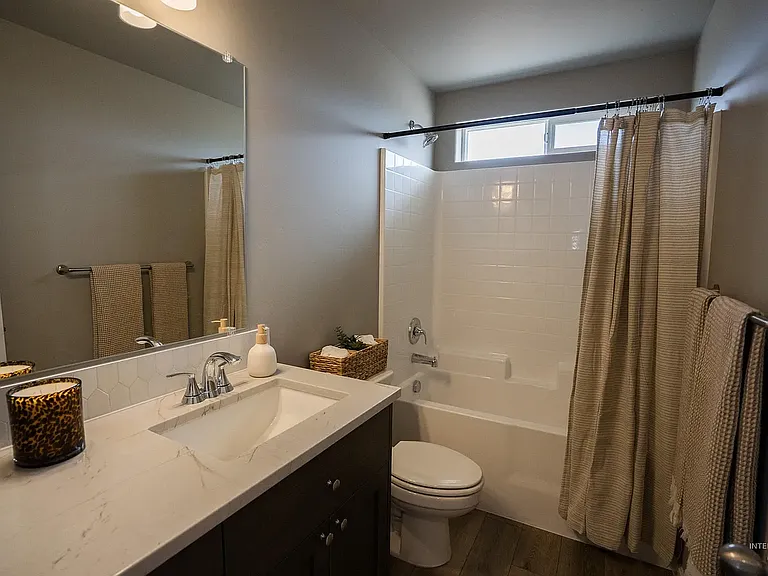 1109 Bronze Dr — Photo 11