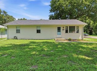 205 N Mulberry St, Adrian, MO 64720