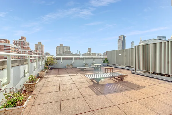 Sold by The Berkson Group | media 6