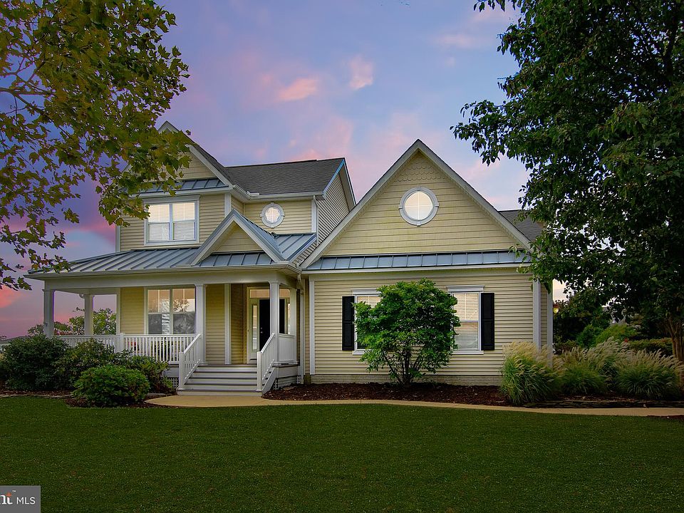 1st image of 37314 Hidden Bay Dr