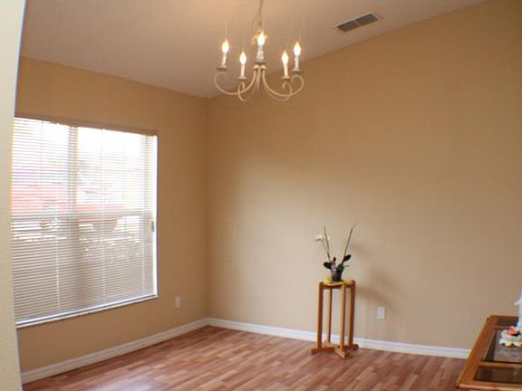 4th image of 1222 Cheshire St
