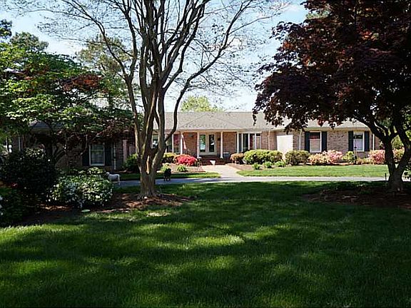 2nd image of 1716 N Alanton Dr
