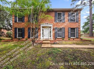 52 Avery Cir, Jackson, MS 39211