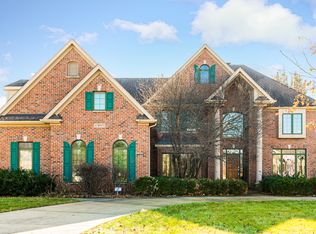 37W975 Mallard Lake Rd, St Charles, IL 60175