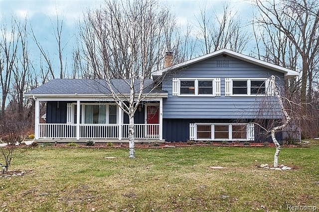 1st image of 5880 E Montevista Dr
