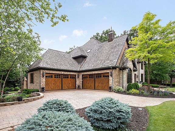 5th image of 1318 Cypress Dr