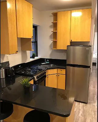 Rented by Avenues Real Estate | media 15