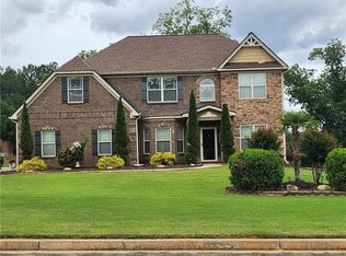 118 Shimmering Waters Ln, Fayetteville, GA 30214