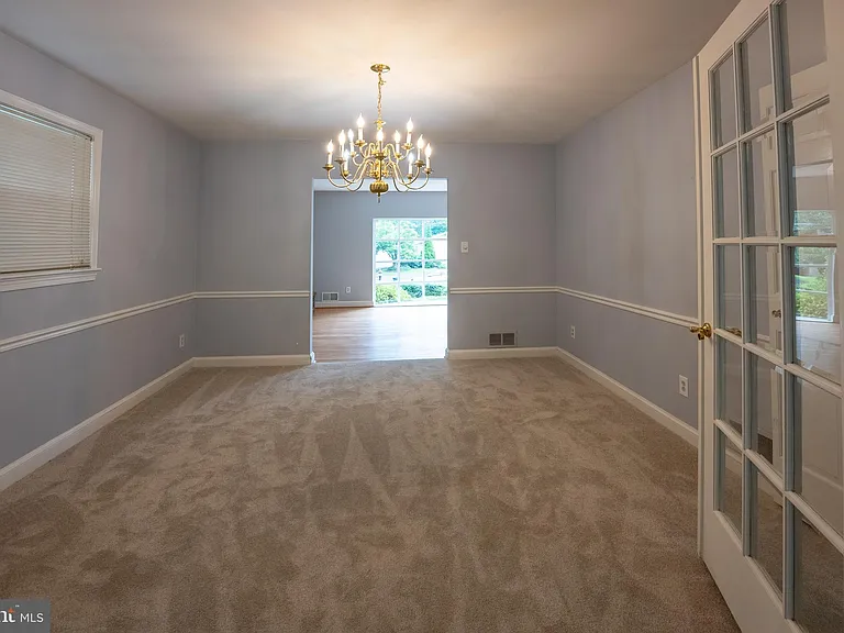 6438 Woodville Dr — Photo 9
