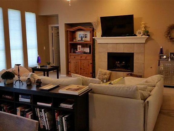 4th image of 8621 Falcon Crest Dr