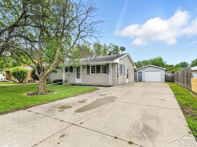 2295 Plainview Dr, Saginaw, MI, 48603