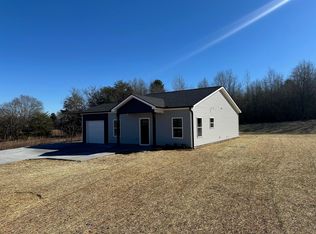 525 Burnetts Rd, Chesnee, SC 29323
