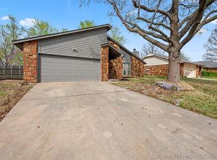 1308 W Charleston St, Broken Arrow, OK 74011