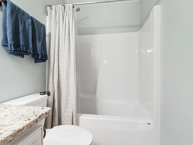 2428 Causeway Manor Ct — Photo 27