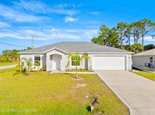 499 Oakleaf St SW, Palm Bay, FL 32908