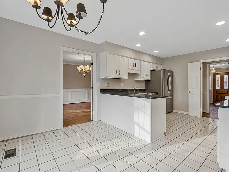 1215 Delta Glen Ct — Photo 21