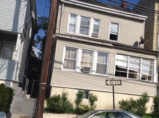 483 Rosa Parks Blvd, Paterson, NJ 07501