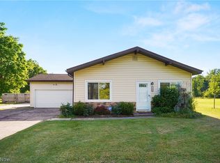 7324 Glenshire Rd, Bedford, OH