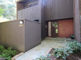 2017 Wethersfield Ct, Reston, VA 20191