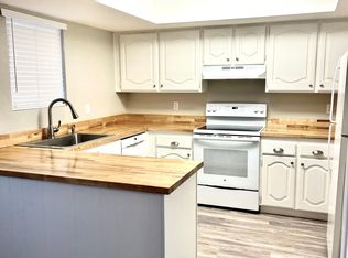 4303 E Cactus Rd APT 142, Phoenix, AZ 85032