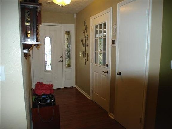 3rd image of 513 Drawhorn Dr