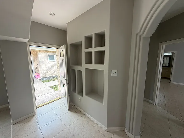 2013 Agua Fina Ave — Photo 2
