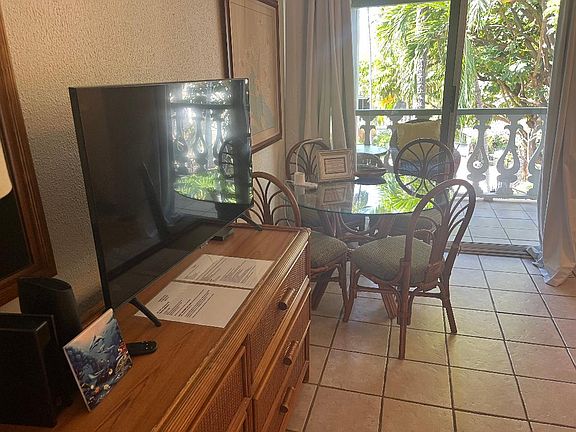 5th image of 75-5722 Kuakini Hwy Suite 203