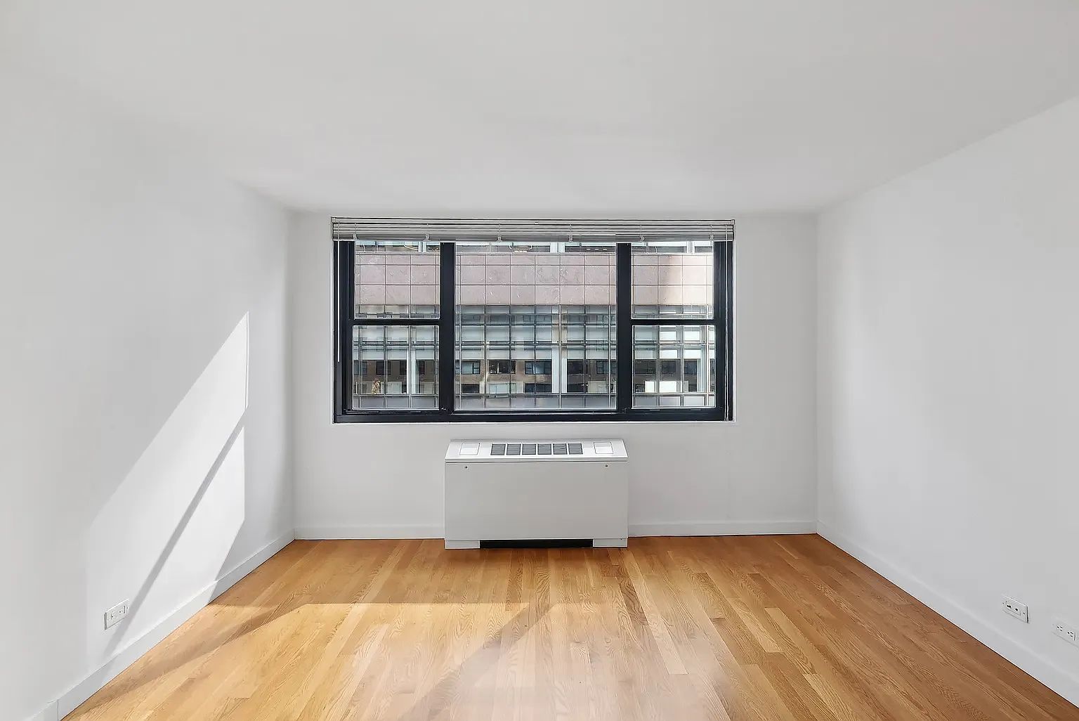 330 West 58th Street — Photo 3