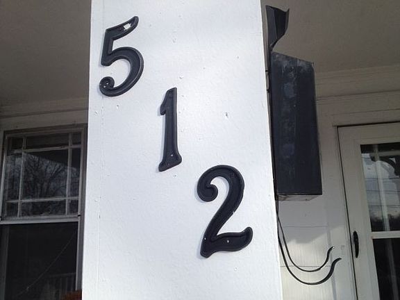 2nd image of 512 N Hyde Park Ave