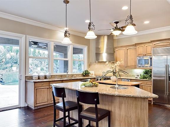 5th image of 107 Black Gold Ln