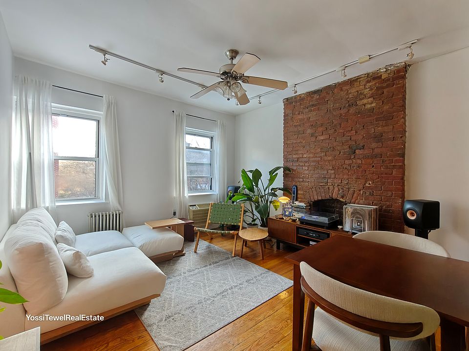 1st image of 114 Lafayette Ave #4B