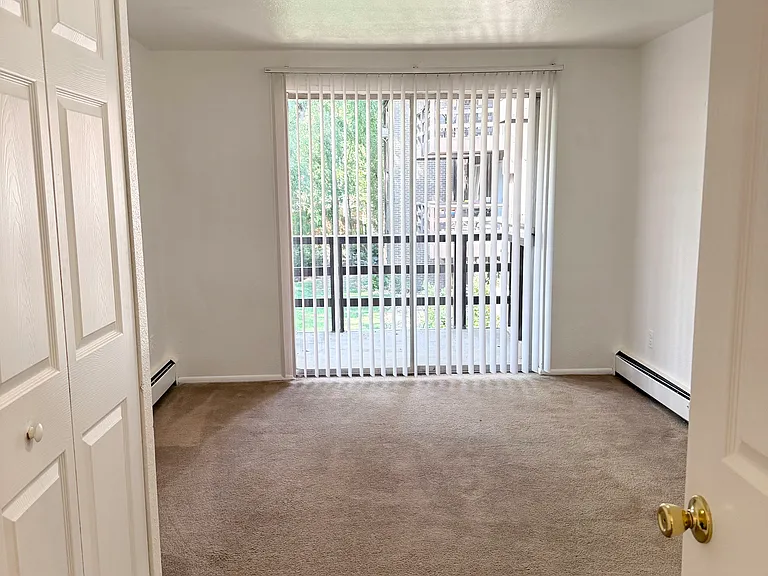 The Cove Apartments — Photo 4