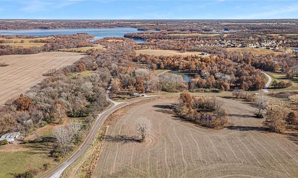 2nd image of LOT 3 NE F Hwy