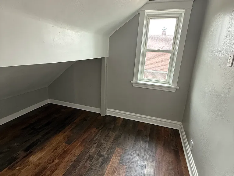 8645 Natural Bridge Rd — Photo 20