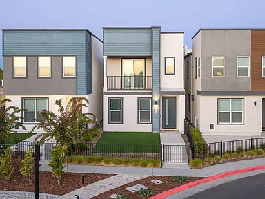 Oak Townhouse